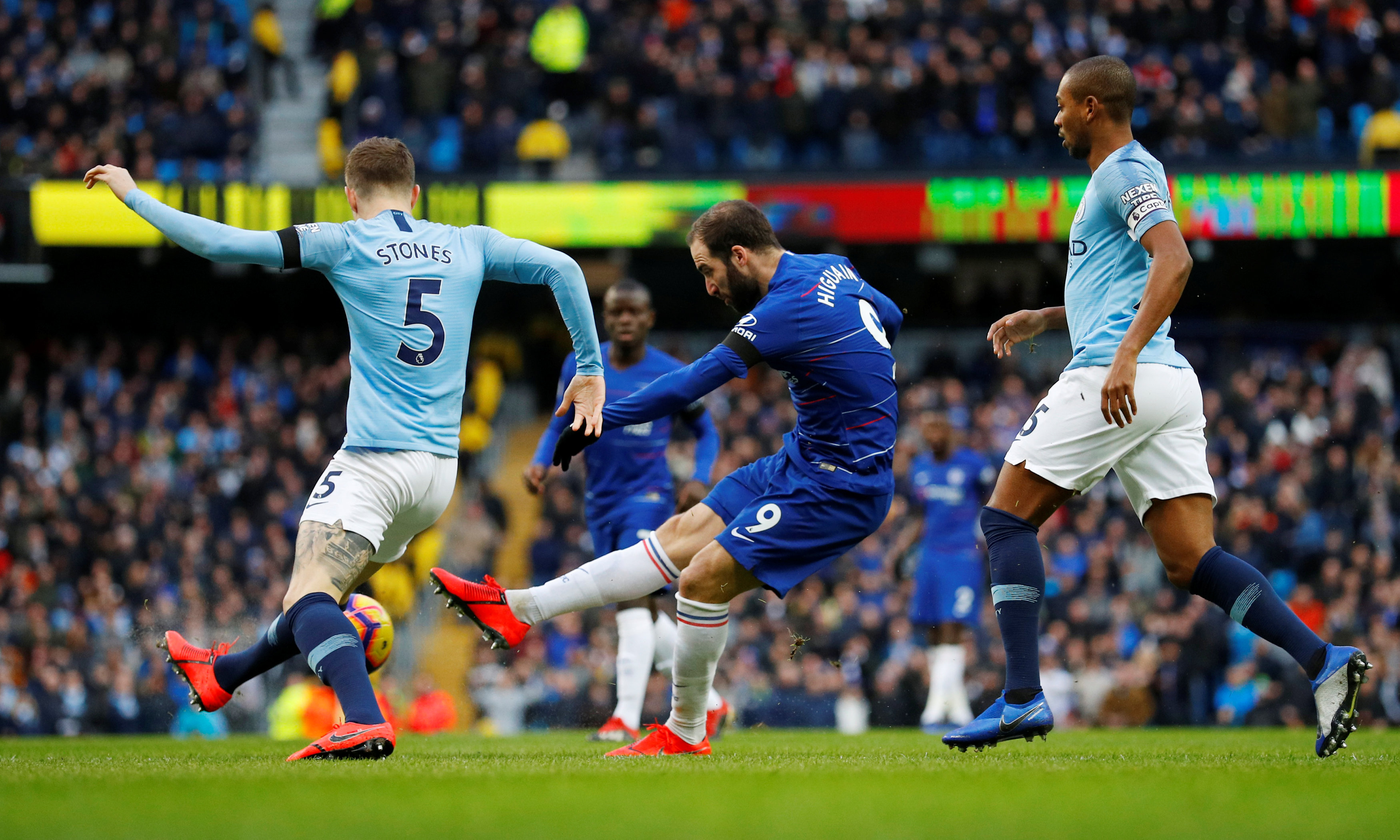 前皇马营养师：同事在弗洛伦蒂诺面前说我坏话，想让我被开除（前皇马营养师称同事在弗洛伦蒂诺面前抹黑自己，试图让其被解雇）