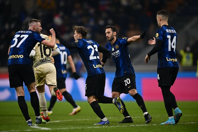 塔利亚菲科：不认为与梅西的对比会影响马斯坦托诺，他很专注