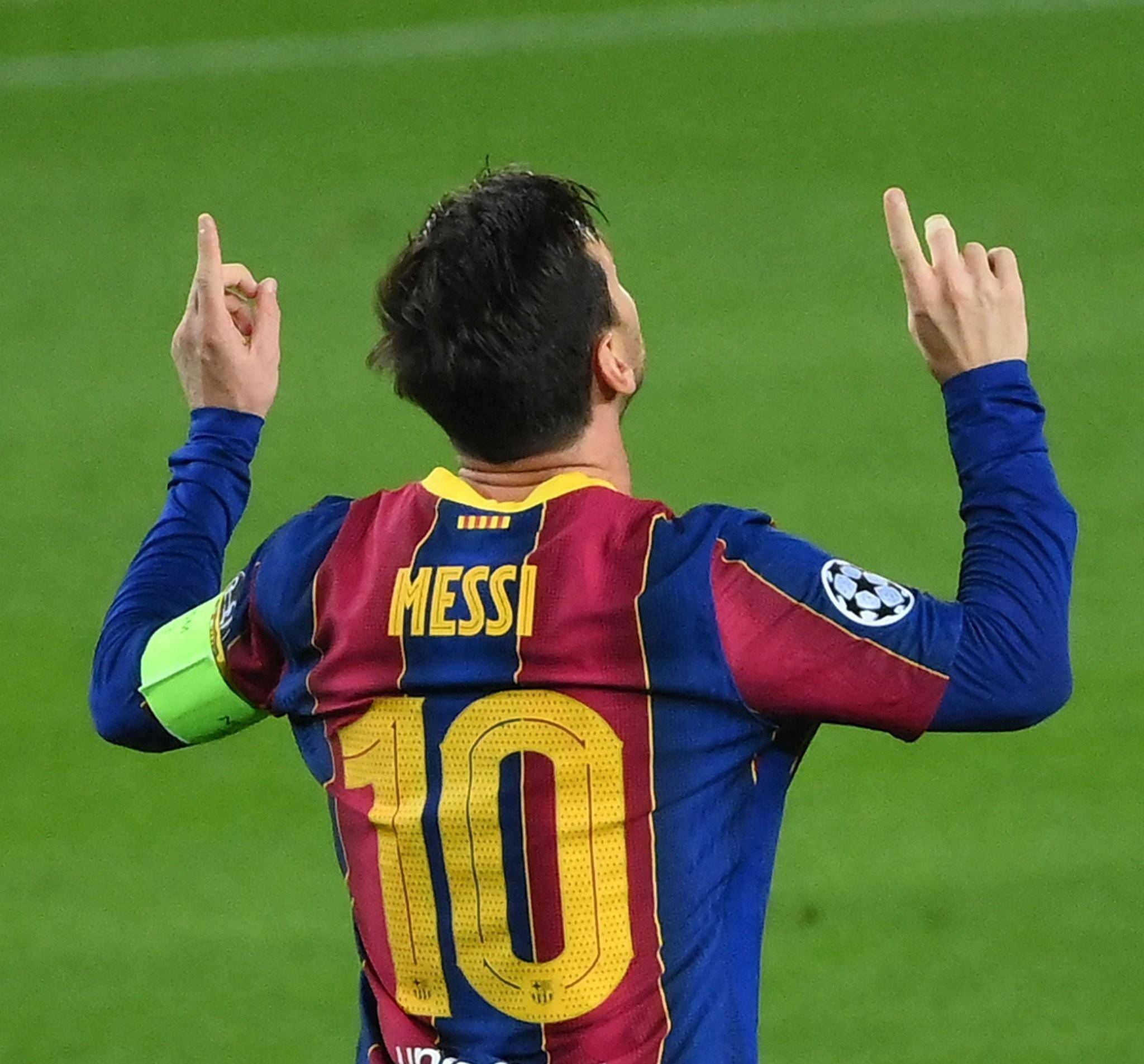 今天是北京时间2025年12月08日星期一,欢迎收看早报！