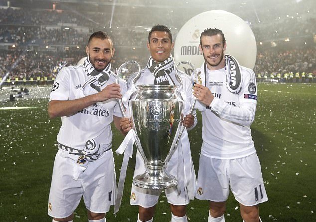 绿帽哥：利物浦关注巴尔科拉，球员与大巴黎续约谈判陷入僵局（利物浦密切关注巴尔科拉，球员与大巴黎续约谈判受阻）