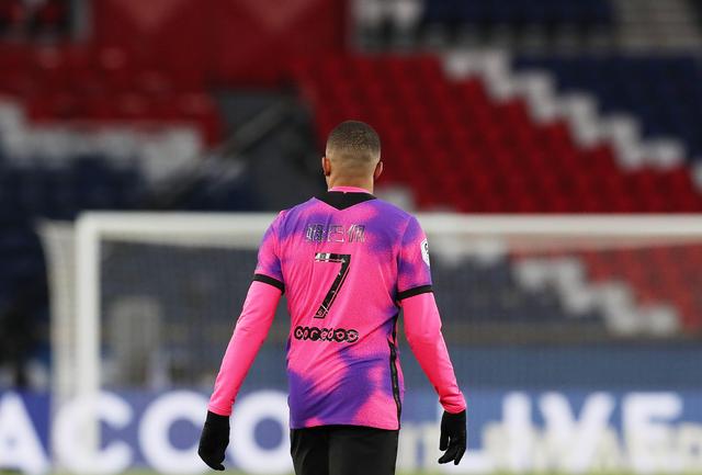 愿无大碍，圣保罗官方：奥斯卡出现心脏异常，送医后情况稳定