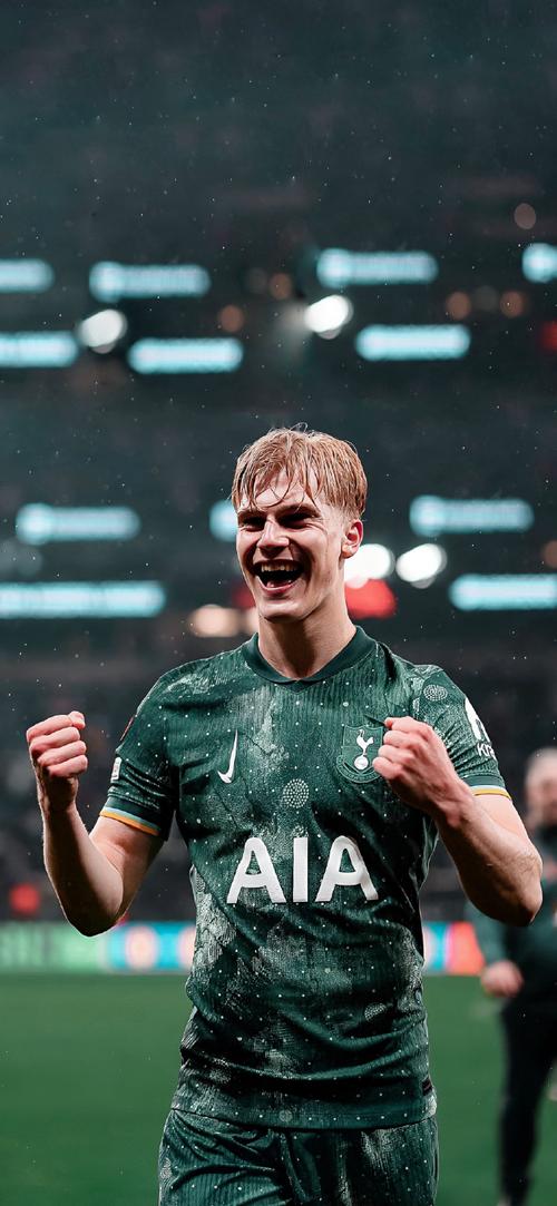 雷迪克：斯玛特是每日观察状态，希望能出战NBA杯1／4决赛